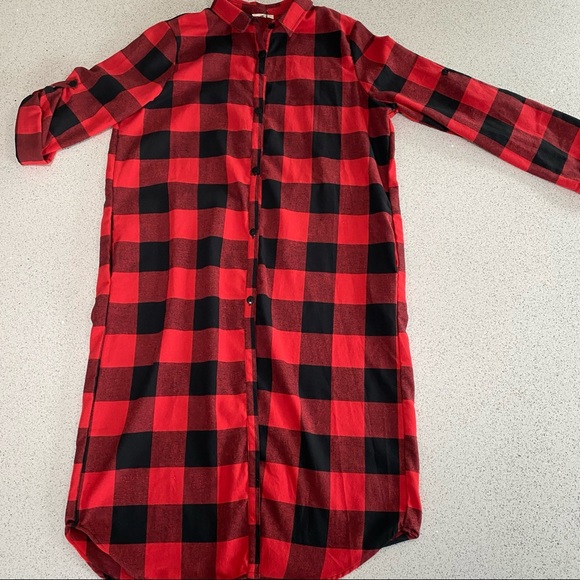 Buffalo plaid button up long shirt / dress-size L - Picture 3 of 11